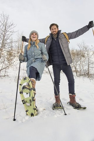 Snowkissed still 2