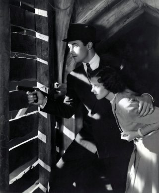 Bulldog Drummond Escapes still 2