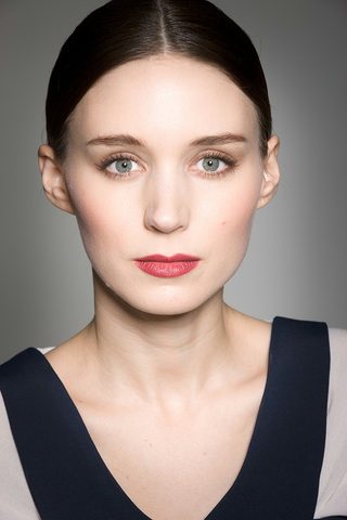 Rooney Mara, photo 1 of 3