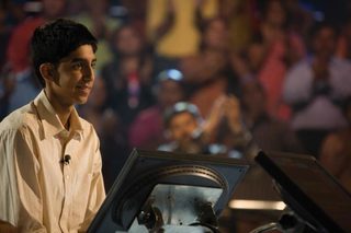 Slumdog Millionaire still 7