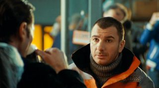 Coursier still 7
