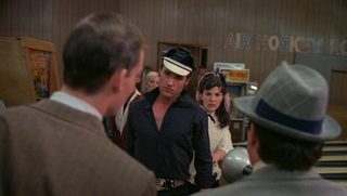 Elvis still 6