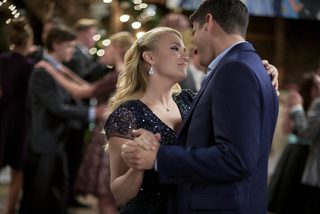 Christmas Wonderland still 4