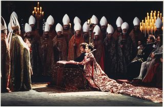 Queen Margot still 4