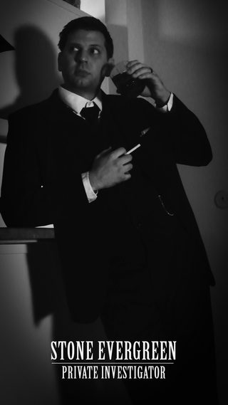 A Dead Dame in Hollywood still 6