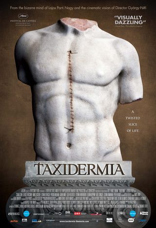 Taxidermia still 8