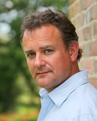 Hugh Bonneville, photo 2 of 3
