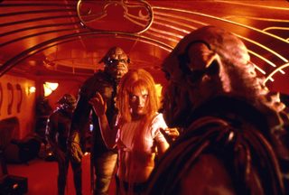 The Fifth Element still 7