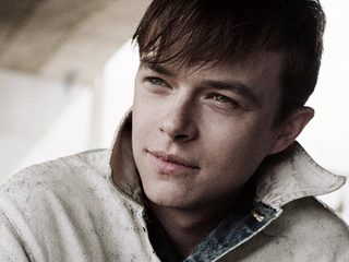 Dane DeHaan, photo 2 of 3