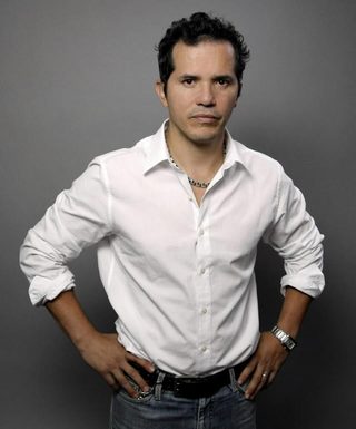 John Leguizamo, photo 1 of 3