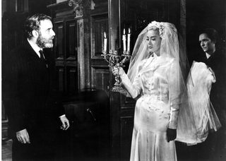Viridiana still 3