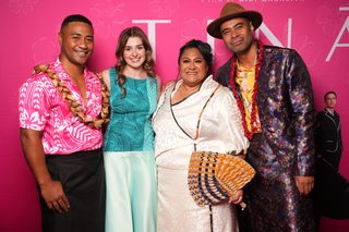 TINĀ still 5