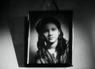 Awaara still 4