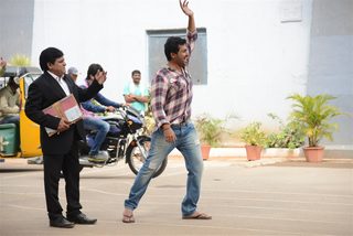 Oopiri still 7