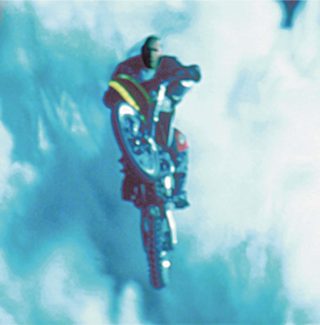 xXx still 7