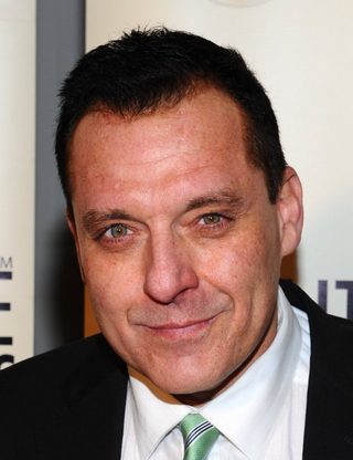 Tom Sizemore, photo 3 of 3