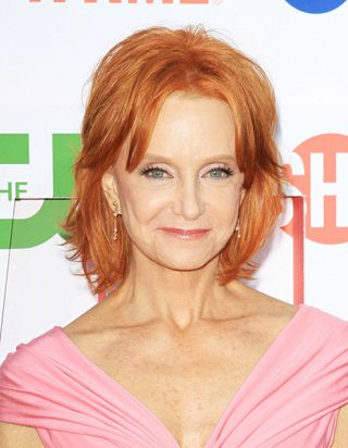 Swoosie Kurtz, photo 2 of 3