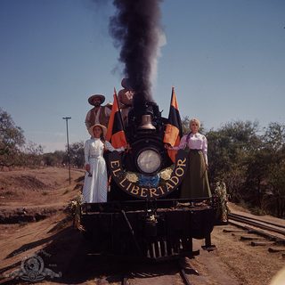Viva Maria! still 5