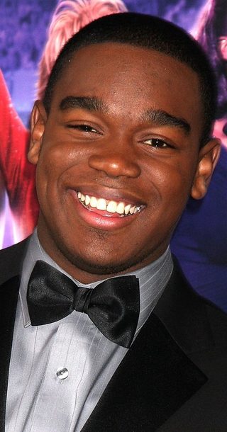 Dexter Darden, photo 1 of 3