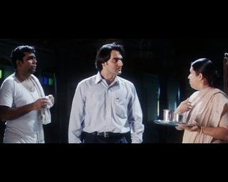 Malamaal Weekly still 3