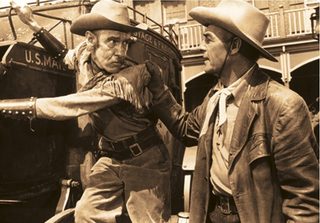 The Stranger Wore a Gun still 3