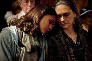 Colombiana still 5