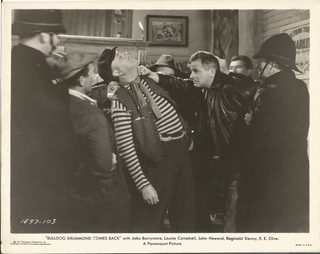 Bulldog Drummond Comes Back still 3