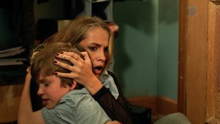 Lights Out still 2