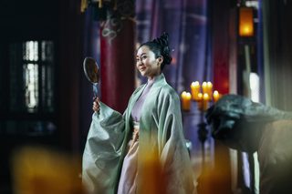 Alienoid still 8