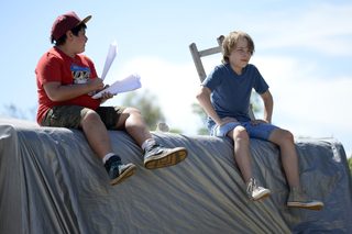 Paper Planes still 6