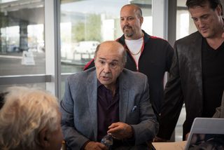 El Coyote still 6