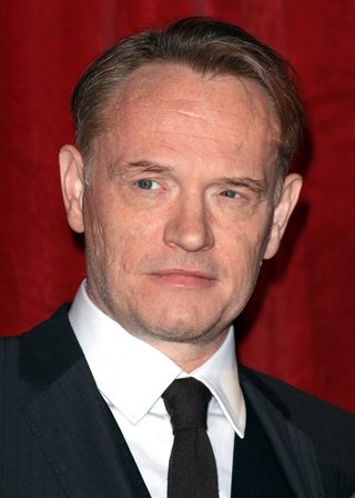 Jared Harris, photo 2 of 3