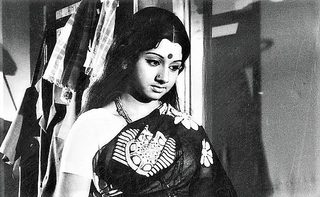 Moondru Mudichu still 1