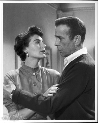 The Barefoot Contessa still 7
