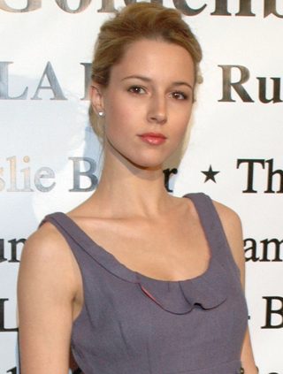 Alona Tal, photo 1 of 3