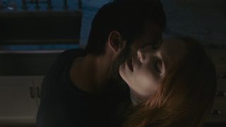Kiss of the Damned still 3