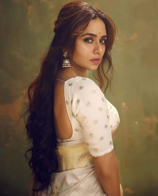 Chandramukhi still 7