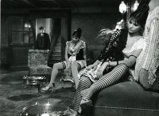 The Lovemakers still 5