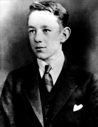 Alec Guinness, photo 3 of 3