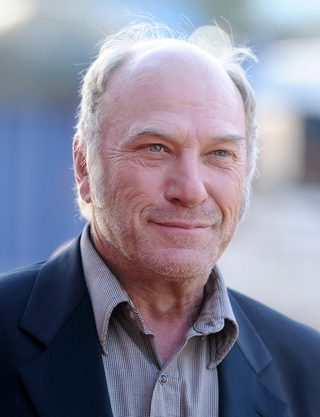 Ted Levine, photo 1 of 3