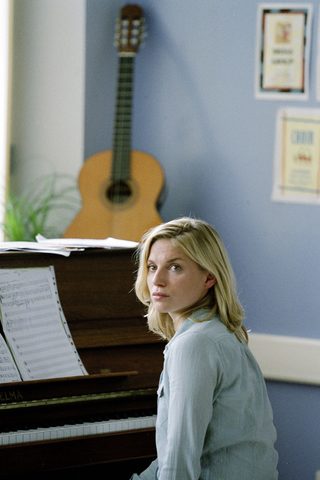 Ae Fond Kiss... still 3