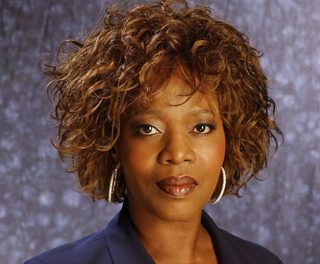 Alfre Woodard, photo 2 of 3