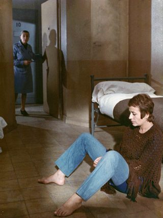 To Die of Love still 6