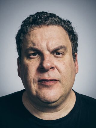 Jeff Garlin, photo 2 of 3