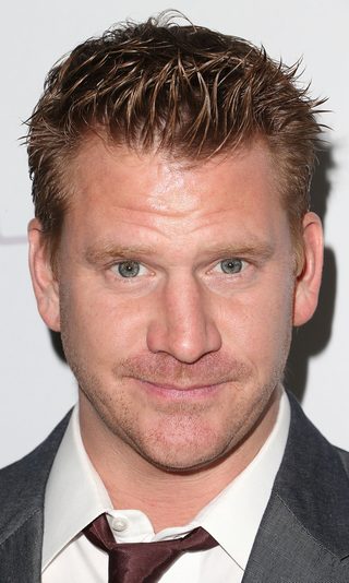 Dash Mihok, photo 3 of 3