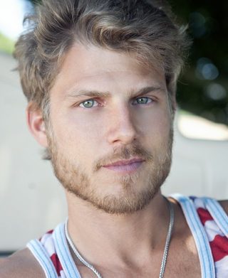 Travis Van Winkle, photo 3 of 3