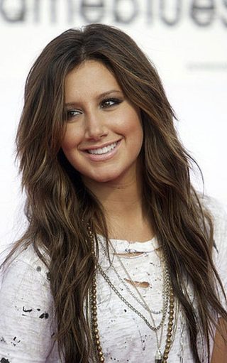 Ashley Tisdale, photo 1 of 3