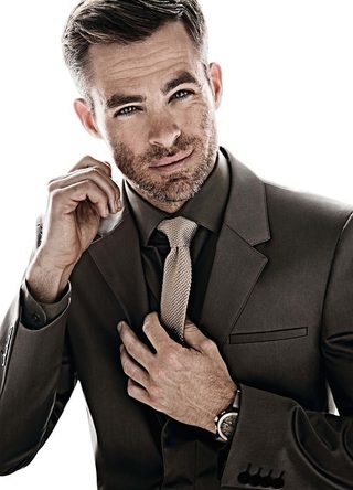 Chris Pine, photo 1 of 3