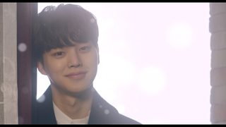 Beautiful Vampire still 3