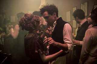 Amadeo still 2